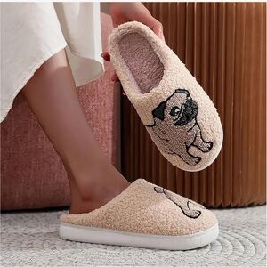 NWT Cute Comfy Pug Slippers